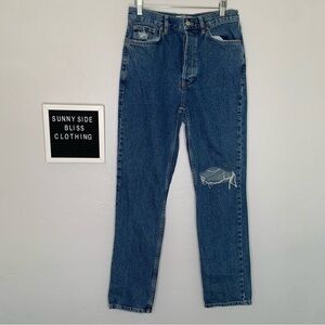 We The Free Lasso Jeans Medium Wash Distressed Knee High Rise Denim Size 27